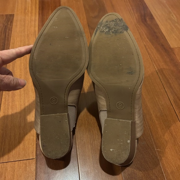 Universal Thread Women’s Pointed Toes Textured Faux Leather Mules Heels Size 9 - Picture 5 of 9